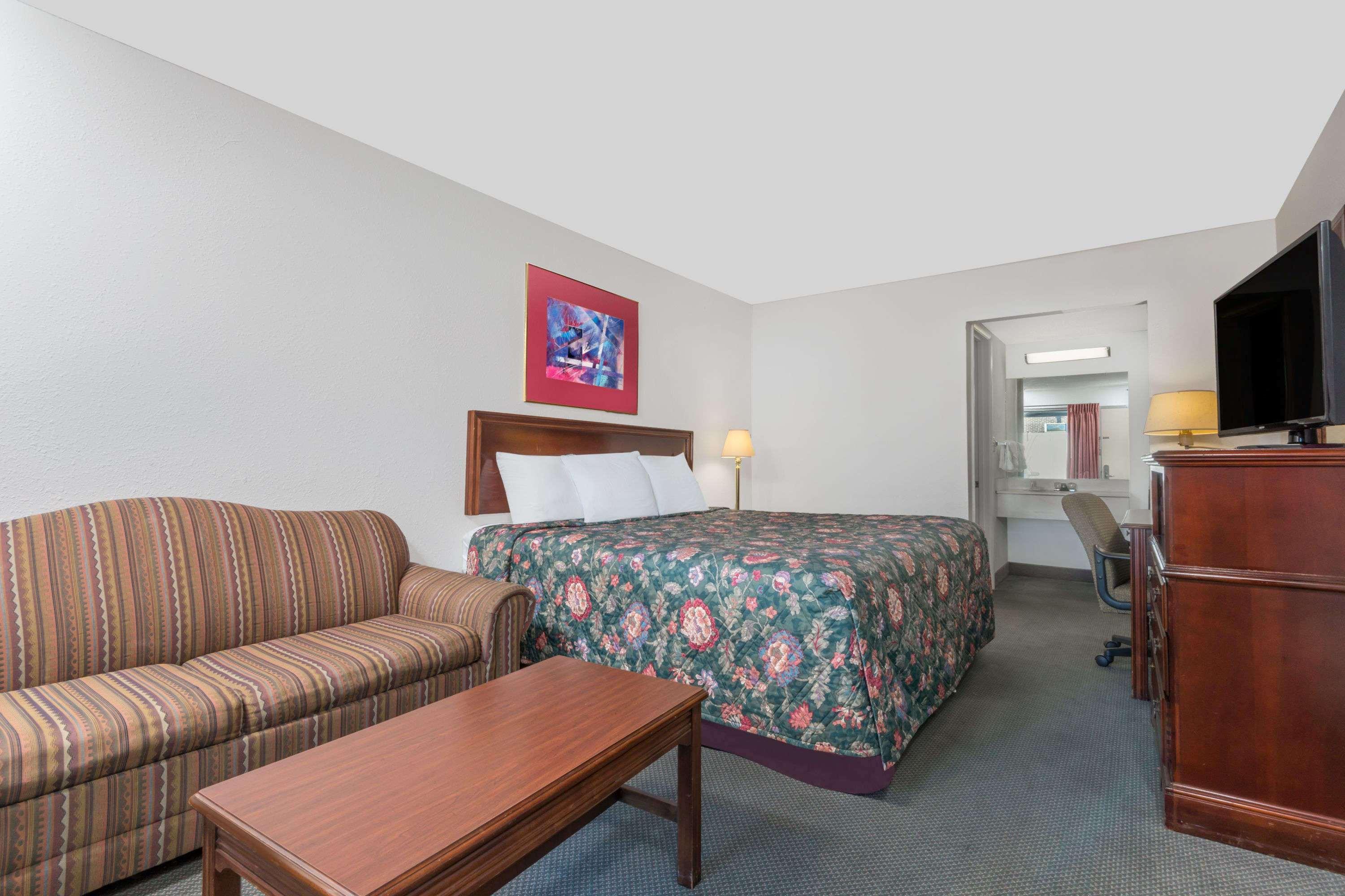 Days Inn By Wyndham Mt. Sterling Μάουντ Στέρλινγκ Εξωτερικό φωτογραφία