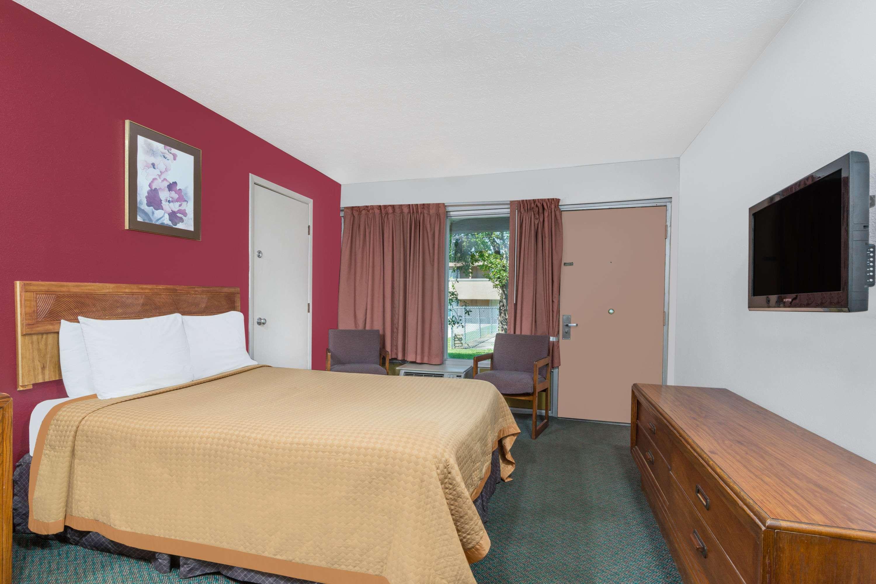 Days Inn By Wyndham Mt. Sterling Μάουντ Στέρλινγκ Εξωτερικό φωτογραφία