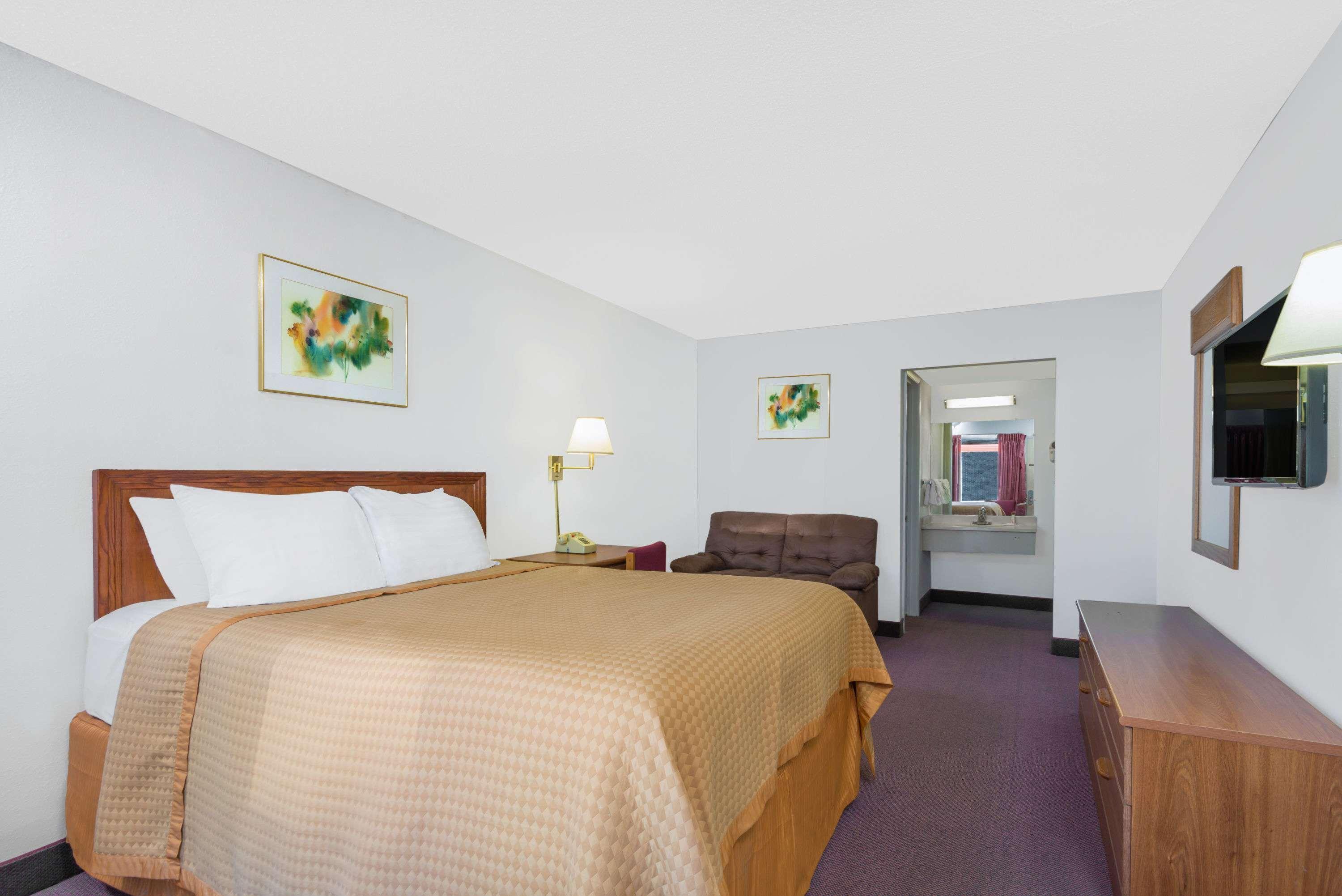 Days Inn By Wyndham Mt. Sterling Μάουντ Στέρλινγκ Εξωτερικό φωτογραφία