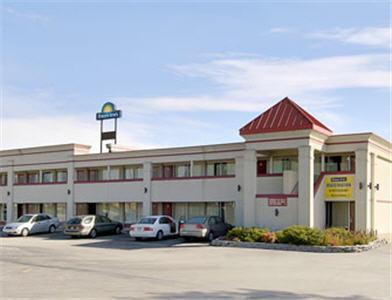 Days Inn By Wyndham Mt. Sterling Μάουντ Στέρλινγκ Εξωτερικό φωτογραφία